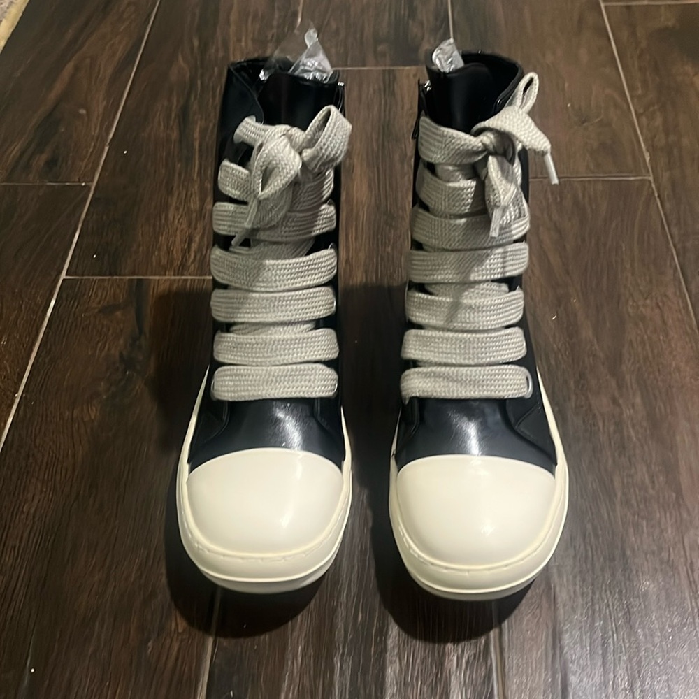 Impremey woman’s high top